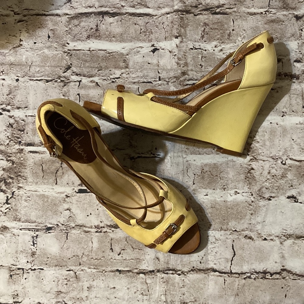 Cole Hann ,two tone platforms shoes size 8 1/2.
